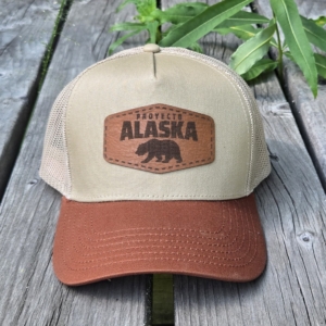 Gorra Trucker «Proyecto Alaska» Marron